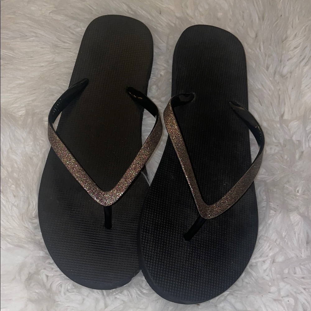 Old Navy Black Sandals with Minimalist Design